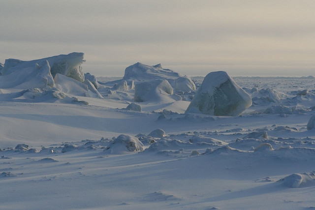 चित्र:Arctic-Ocean-1.jpg