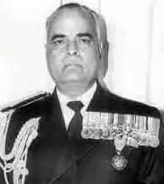 चित्र:Commodore-Baburubhan-Yadav.jpg