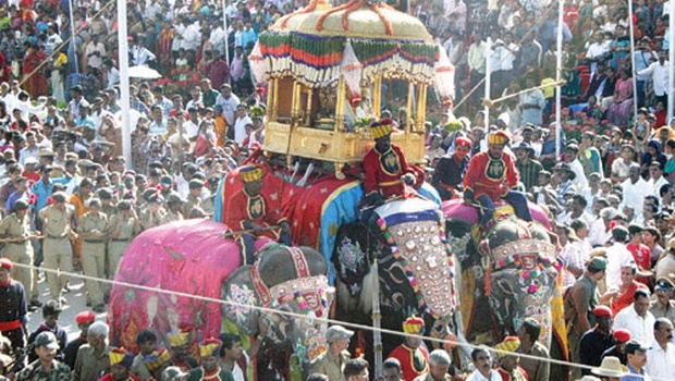 चित्र:Jambu-Savari-Maysor-Dasara.jpg