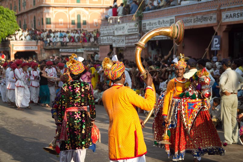 चित्र:Teej-Jaipur.jpg