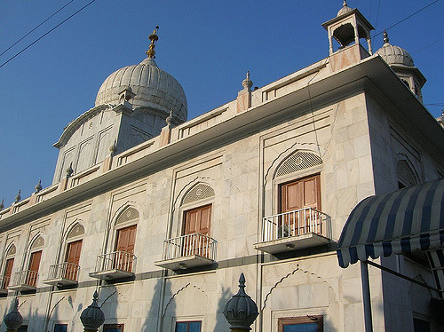 चित्र:Gurudwara-Paonta-Sahib-3.jpg