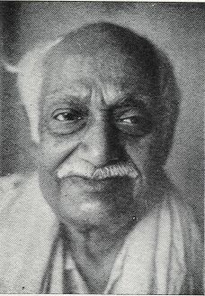 चित्र:Gopinath-kaviraj.jpg