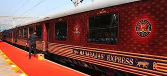 चित्र:Maharajas'-Express-1.jpg
