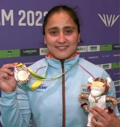 चित्र:Harjinder-Kaur.jpg