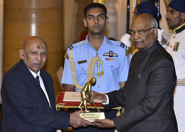 चित्र:Syed-Shahid-Hakim-1.jpg