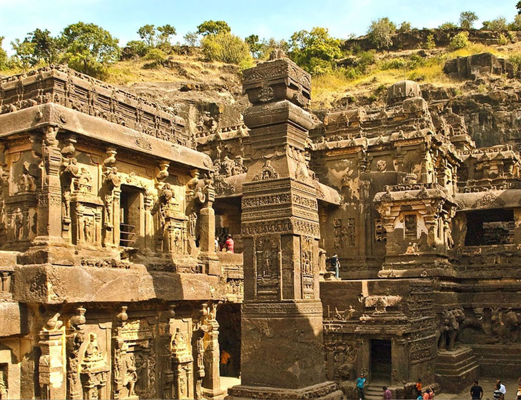 चित्र:Ilaura-Cave.jpg