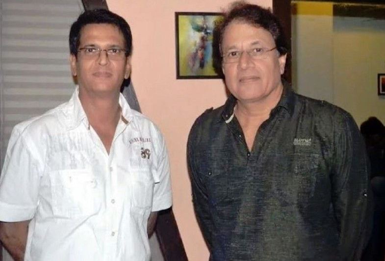 चित्र:Sunil-Lahri-with-Arun-Govil.jpg