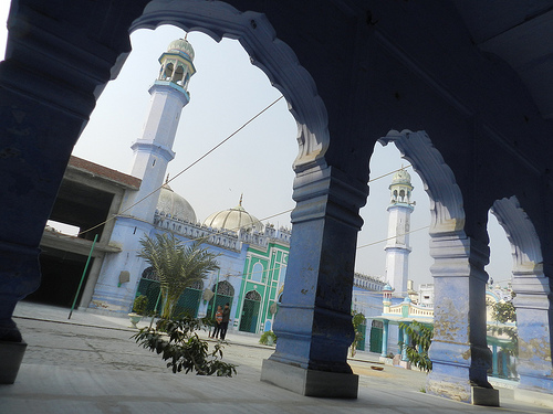 चित्र:Jama-masjid-meerut.jpg