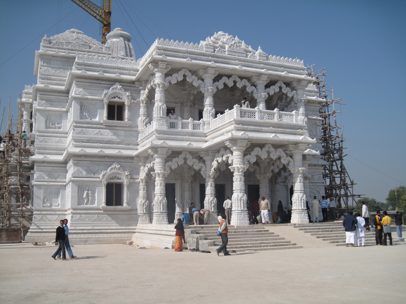 चित्र:Premmandir.jpg