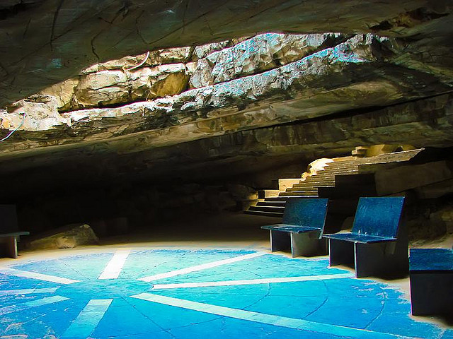 चित्र:Belum-Caves-1.jpg