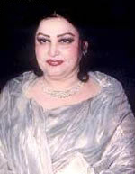चित्र:Madam-Noor-Jehan.jpg