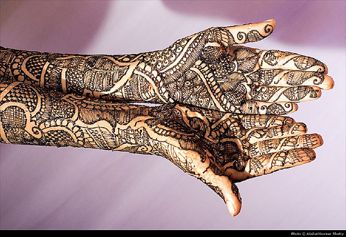 चित्र:Mehndi.jpg
