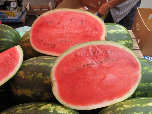 चित्र:Watermelon-2.jpg