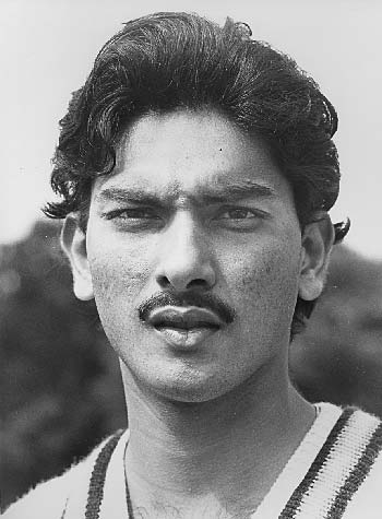 चित्र:Ravi-shastri67.jpg