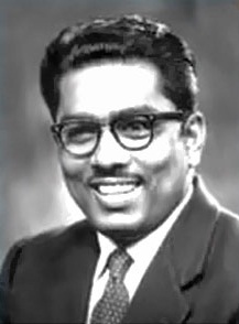 चित्र:Mihir-Sen.jpg