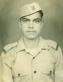 चित्र:Gabar-Singh-Negi.jpg