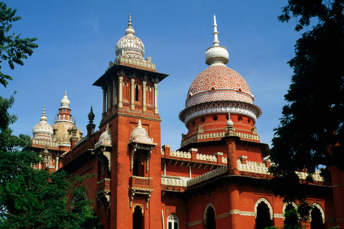 चित्र:Madras-High-Court.jpg