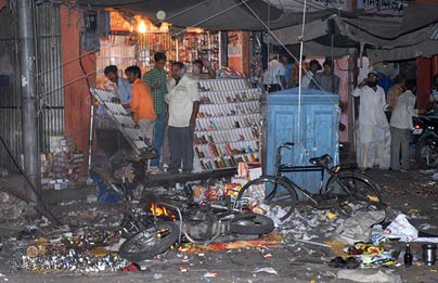 चित्र:Jaipur-bomb-blast-2008.jpg