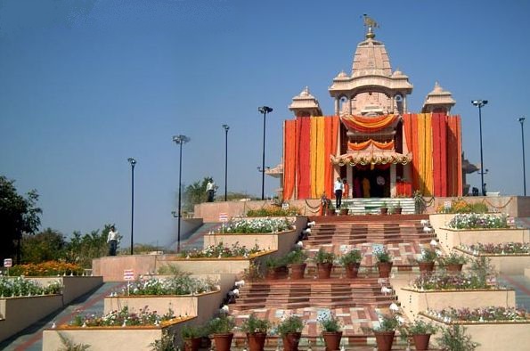 चित्र:Sankat-Mochan-Hanuman-Temple-Beawar.jpg