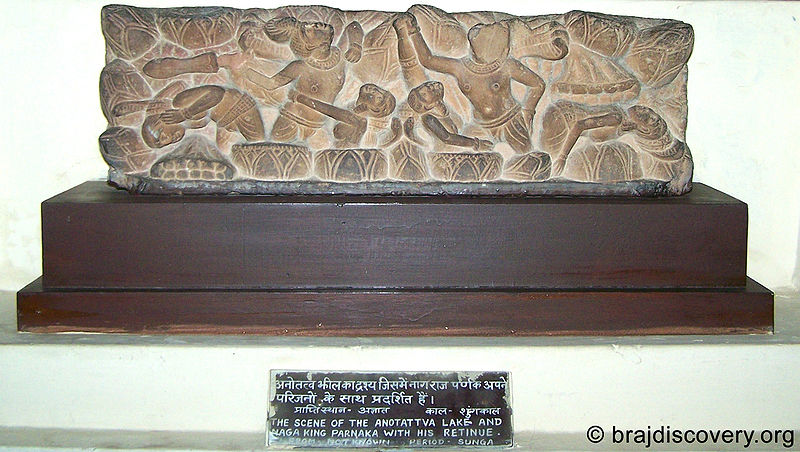 चित्र:Scene-Of-Anotattva-Lake-Mathura-Museum-10.jpg