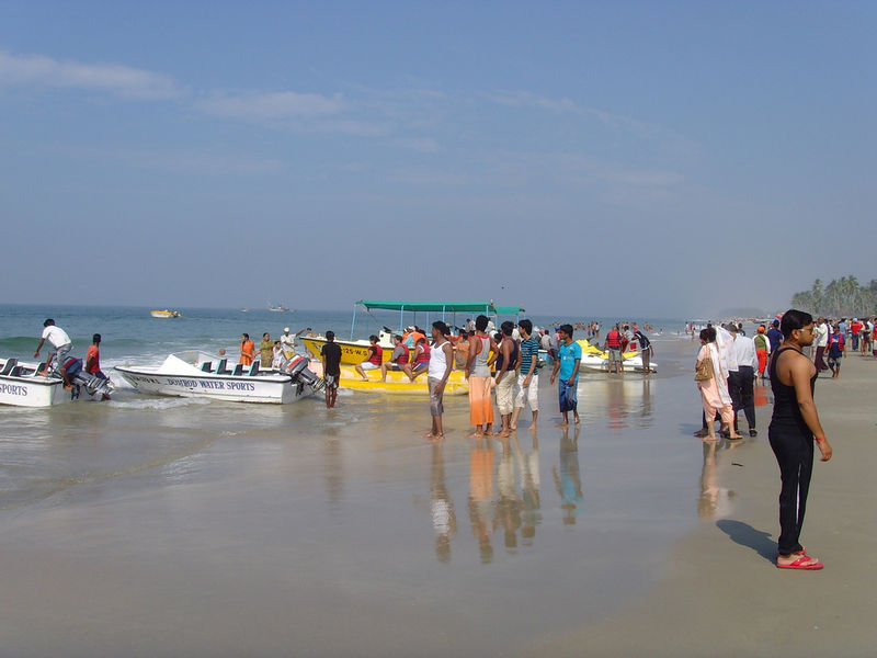 चित्र:Colva-Beach-Goa-4.jpg
