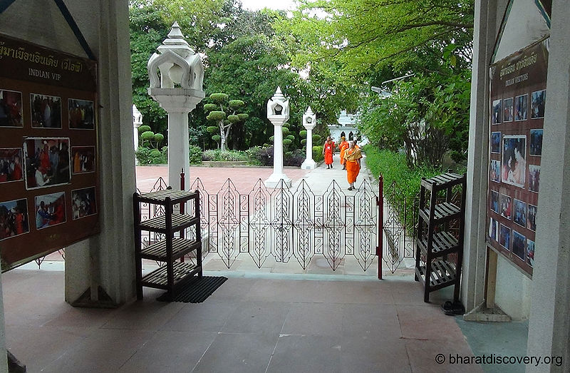 चित्र:Kushinagar-5.jpg