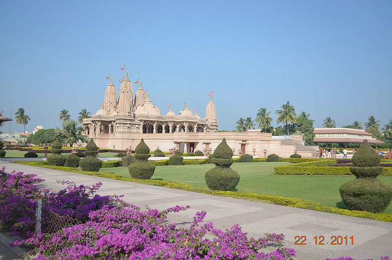 चित्र:Swaminarayan-Mandir-Junagadh.jpg