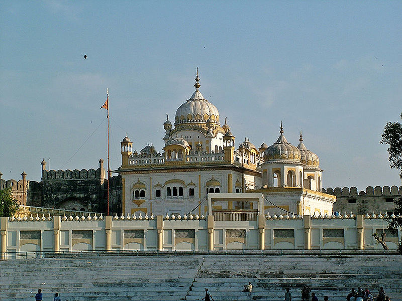 चित्र:Samadhi-Of-Ranjit-Singh.jpg