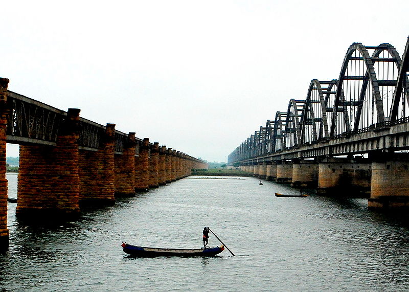 चित्र:Godavari-Bridge.jpg