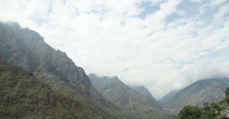 चित्र:Manikaran-4.jpg