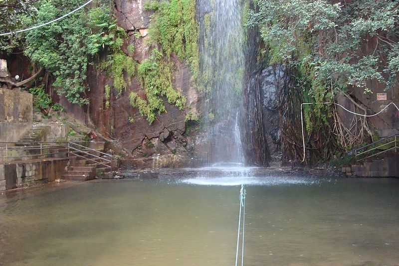 चित्र:Kakolat-Water-Fall-Bihar.JPG
