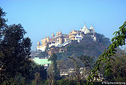 Radha-Rani-Temple-Barsana-Mathura-11.jpg