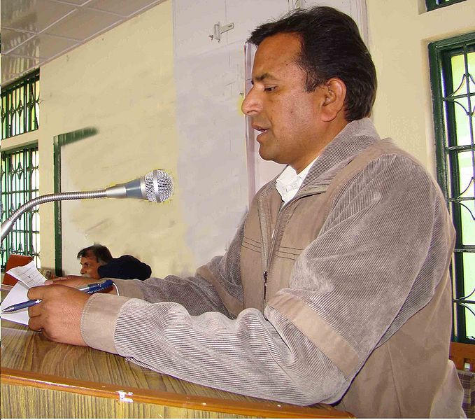 चित्र:Atma ranjan.jpg