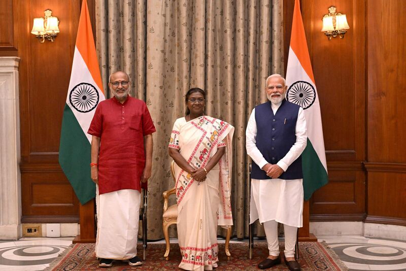 चित्र:Modi-cp-1.jpg