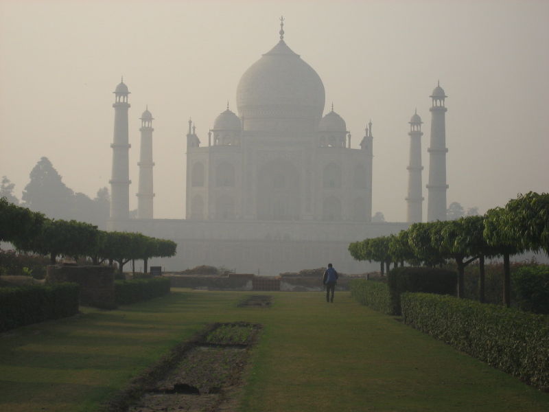 चित्र:Mehtab-Bagh-Agra-1.jpg