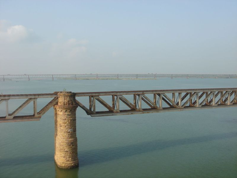 चित्र:Godavari-10.jpg