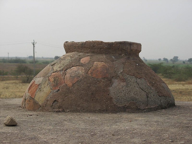 चित्र:Furnace-Lothal.jpg