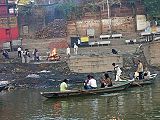 Harishchandra-Ghat-Varanasi.jpg