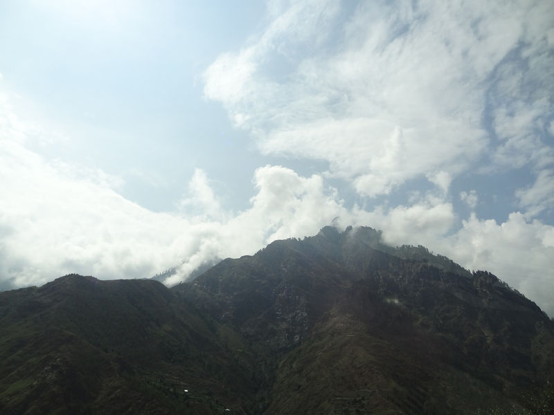चित्र:Manikaran-5.jpg