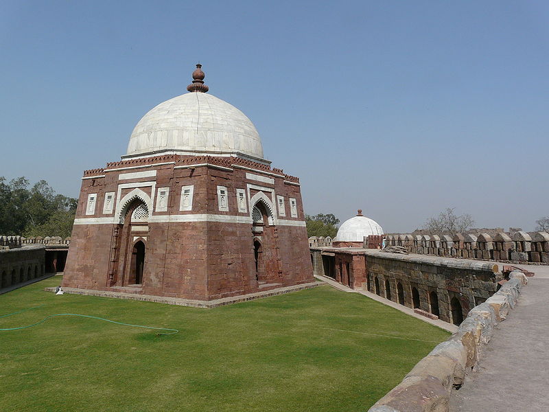 चित्र:Tomb-Of-Ghayasuddin-Tughlak.jpg