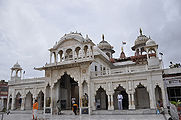 Shri-Mahavirji.jpg