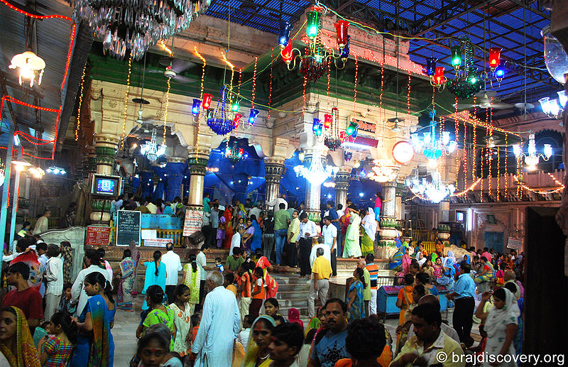 चित्र:Dwarikadish-Temple-Mathura-1.jpg