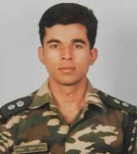 अनुज नय्यर