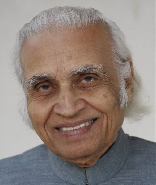 चित्र:Sunil-Maniklal-Kothari.jpg