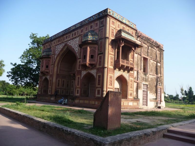 चित्र:Kanch-Mahal-Agra.jpg