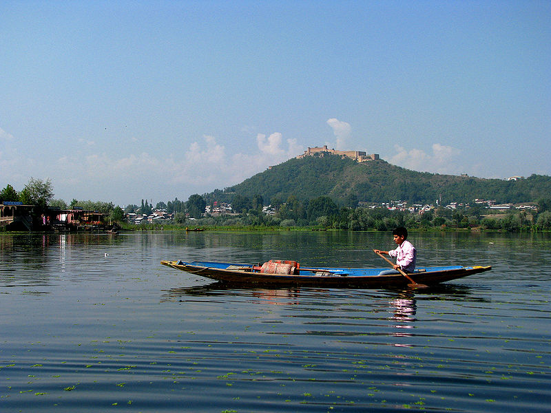 चित्र:Nagin-Lake.jpg