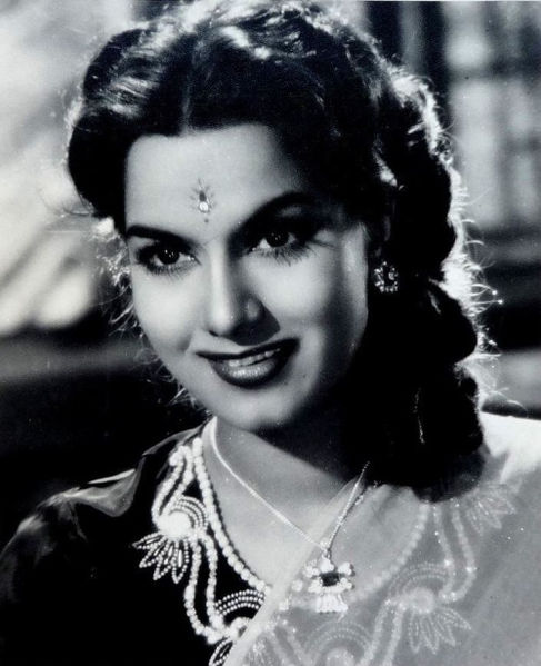 चित्र:Shyama-3.jpg