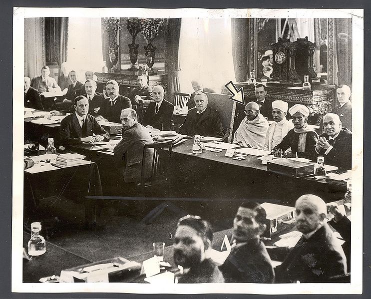 चित्र:Second-Round-Table-Conference.jpg