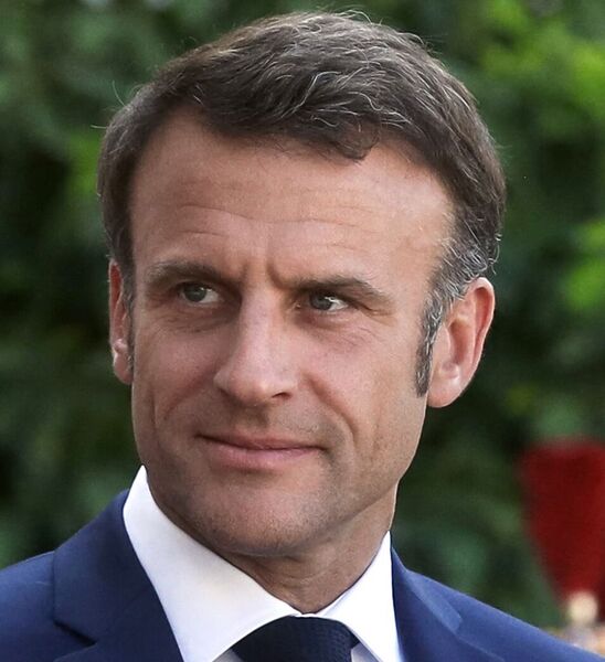 चित्र:Emmanuel-Macron.jpg