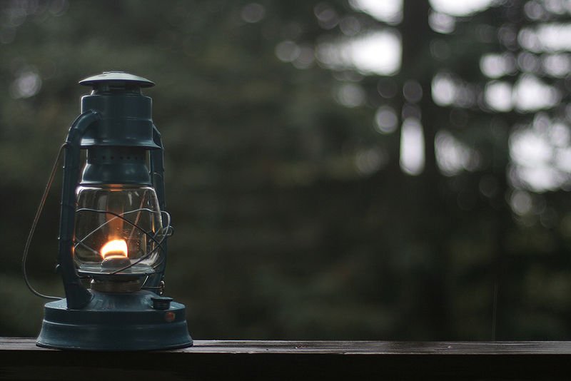 चित्र:Lantern.jpg